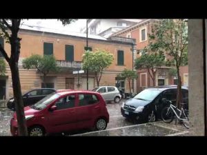 Grandine Pescara centro 10 luglio 2019