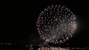 Seenachtsfest 2019 - Feuerwerk vom Schiff aus (1. Reihe) - Konstanz