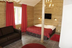 santa-claus-holiday-village4 3
