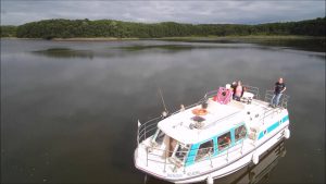 Urlaub auf dem Hausboot - Mecklenburgische Seenplatte - Luftbilder Drohne