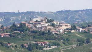 Paesi di Langa : Barbaresco e Neive