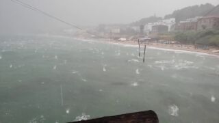PESCARA GRANDINATA SUL MARE MERCOLEDÍ 10 LUGLIO.